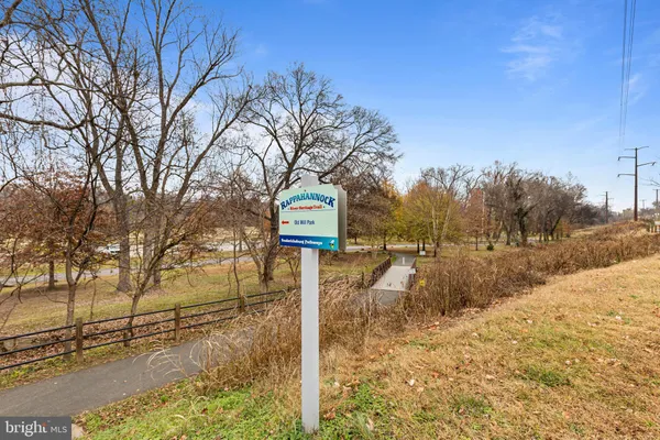 $585,000 | 1222 Sophia Street, Fredericksburg, VA 22401