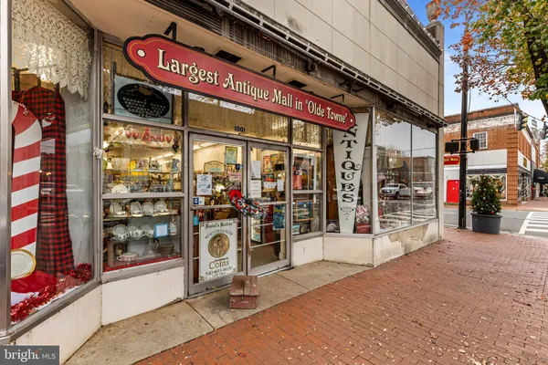 $585,000 | 1222 Sophia Street, Fredericksburg, VA 22401