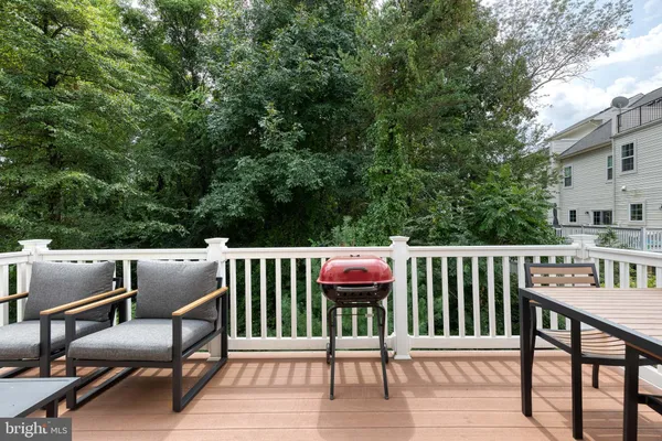 $2,850 | 513 Bluffton Drive, Glen Burnie, MD 21060