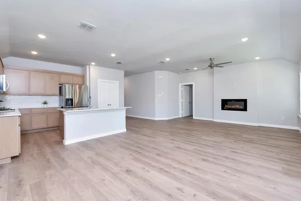 $2,350 | 2657 Keokuk Street, Fort Worth, TX 76179