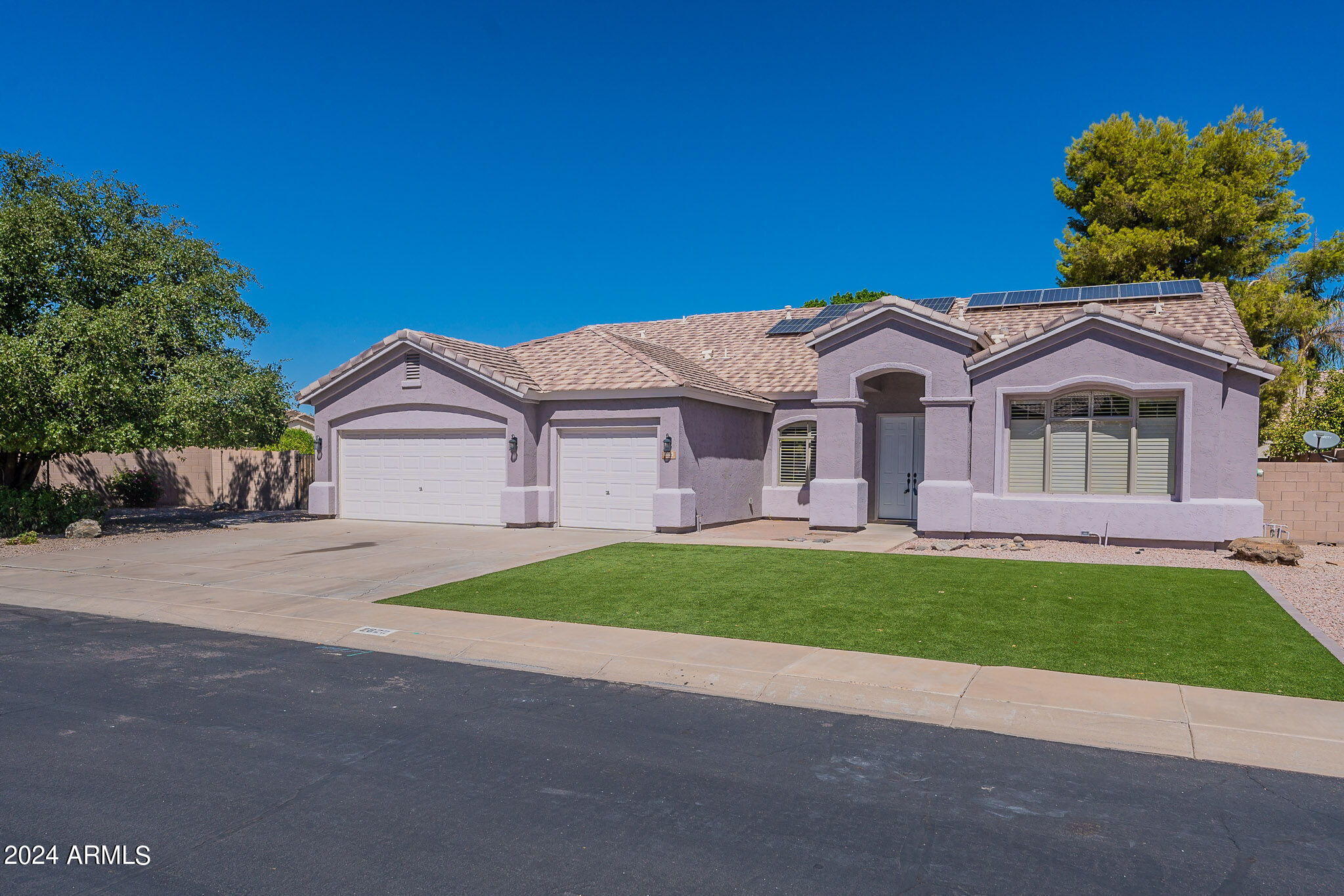 2820 East Ranch Court Gilbert, AZ 85296 - Photo 1 of 56 3-web-or-mls-Ranch-3