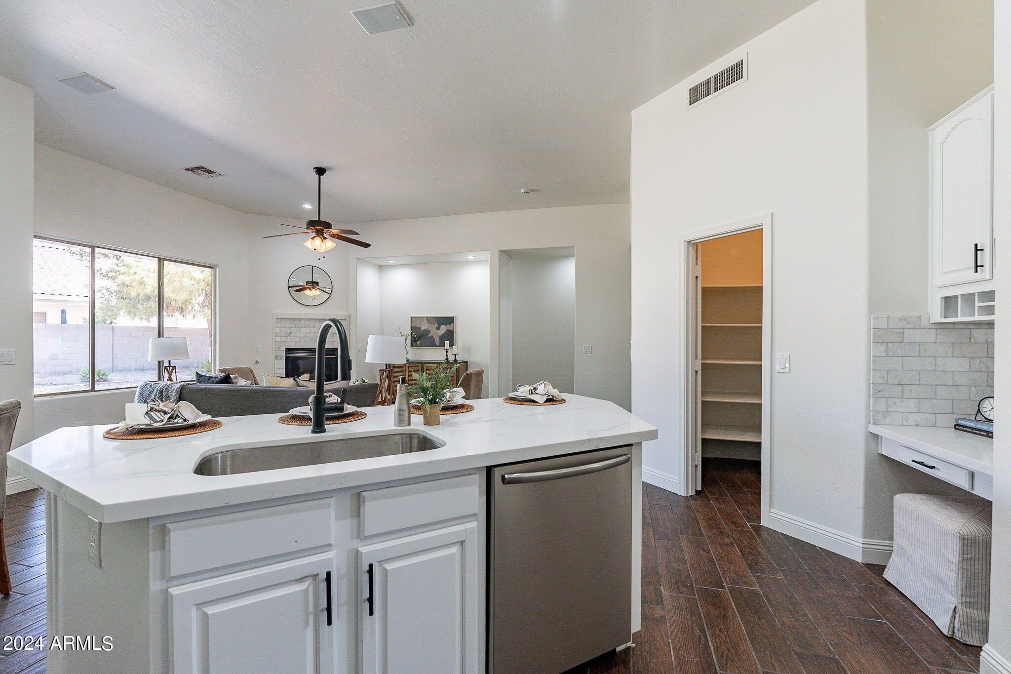 2820 East Ranch Court Gilbert, AZ 85296 - Photo 23 of 56 27-web-or-mls-Ranch-27