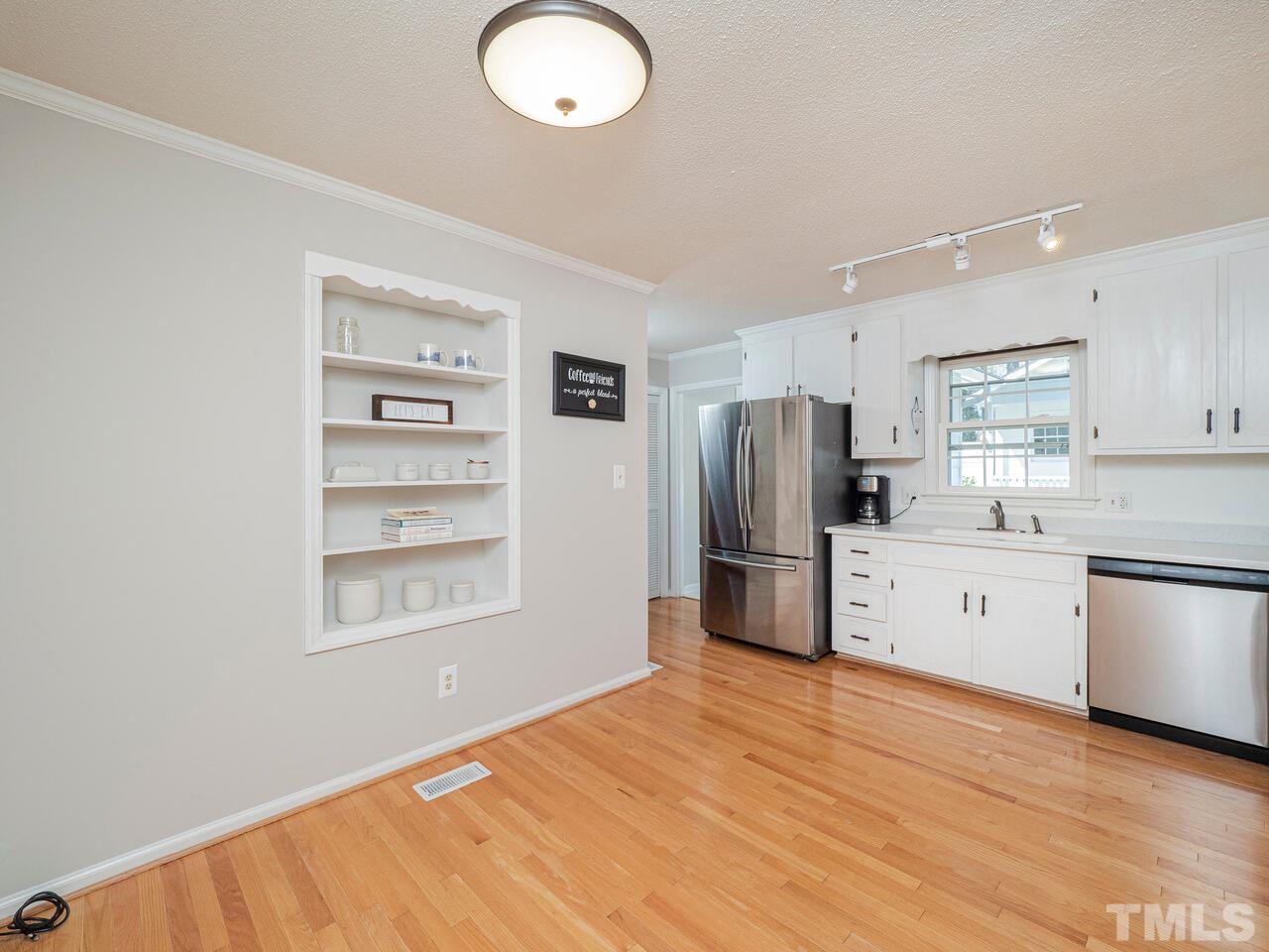 905 Belhaven Road Cary, NC 27513 - Photo 7 of 25 Gallery Image 7