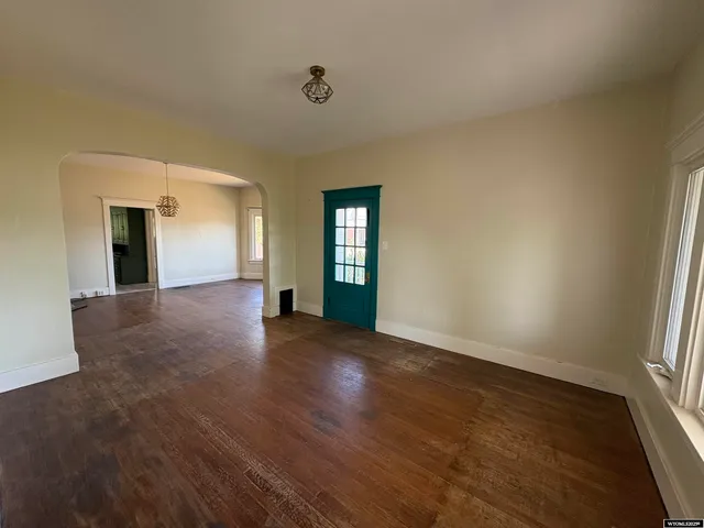 $239,900 | 619 East Washington Avenue, Riverton, WY 82501