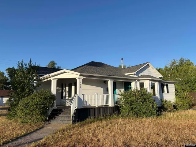 $239,900 | 619 East Washington Avenue, Riverton, WY 82501