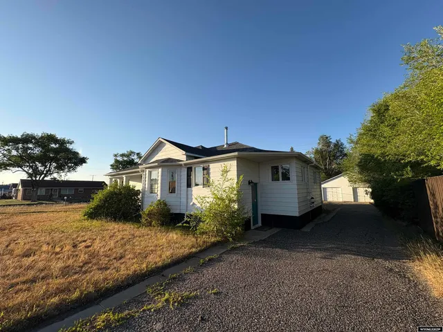 $239,900 | 619 East Washington Avenue, Riverton, WY 82501