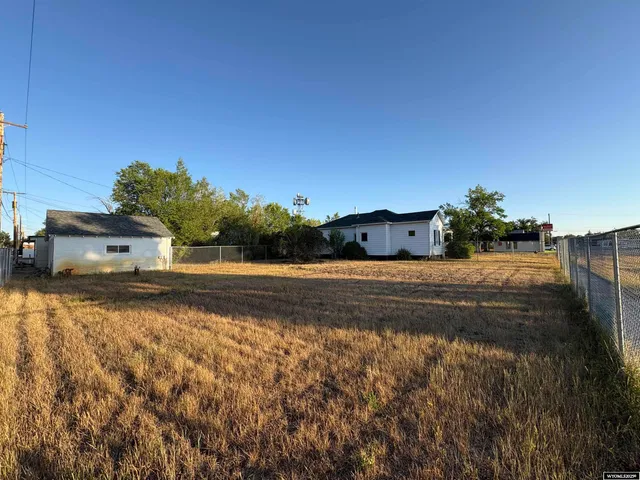 $239,900 | 619 East Washington Avenue, Riverton, WY 82501