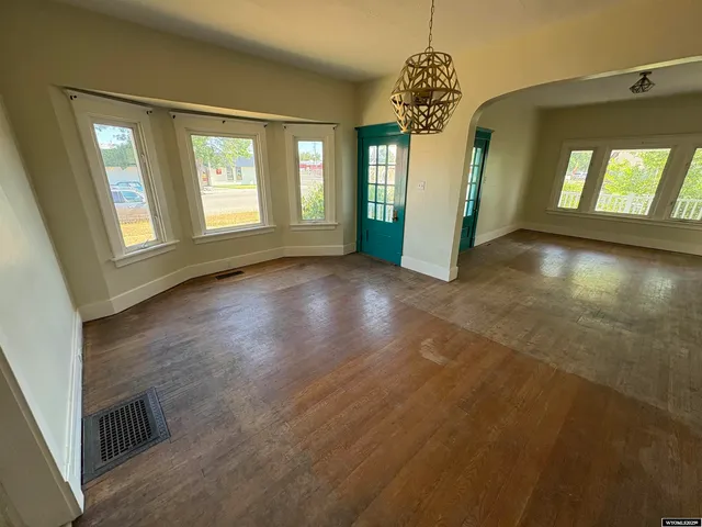 $239,900 | 619 East Washington Avenue, Riverton, WY 82501