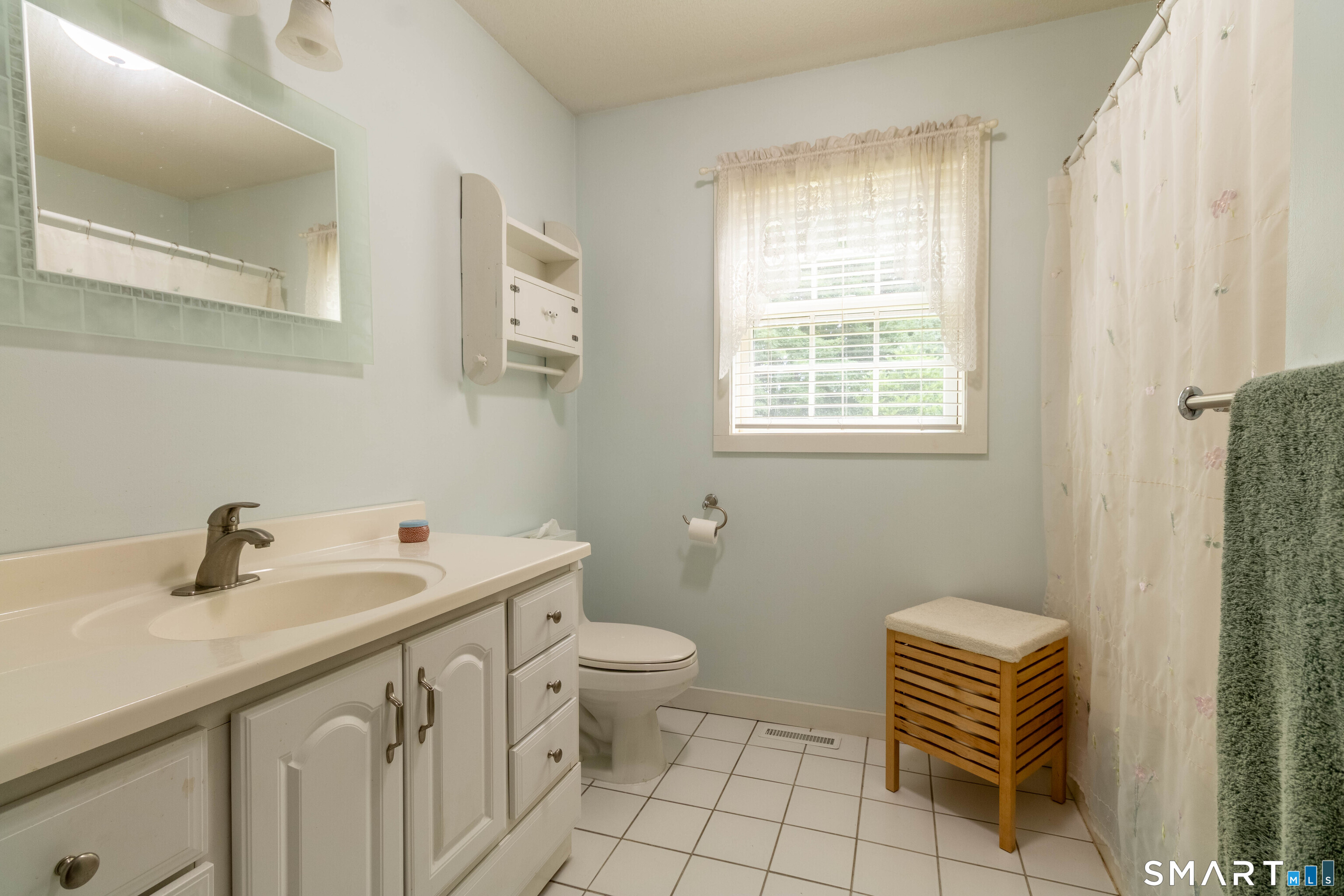 93 Hutchinson Road Andover, CT 06232 - Photo 12 of 31 Full bathroom - main level