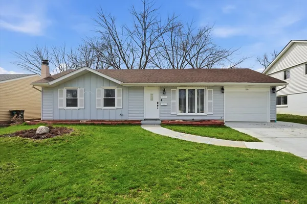 $2,990 | 110 Villa Road, Streamwood, IL 60107