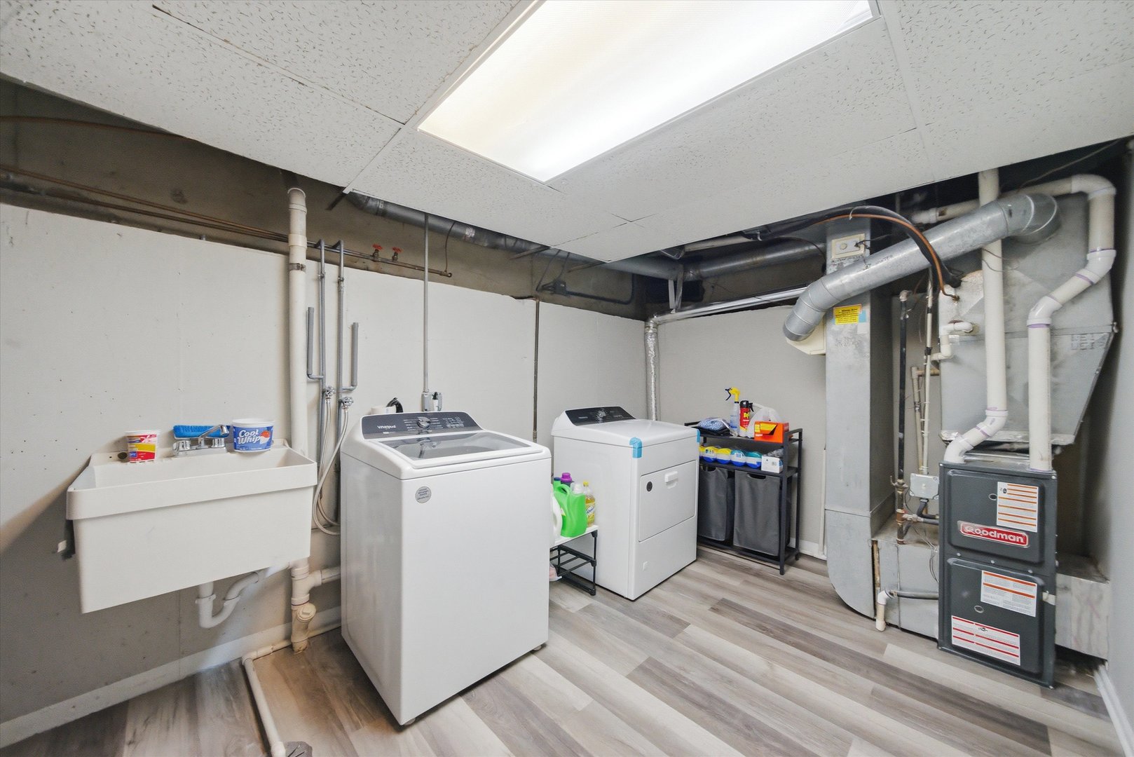 110 Villa Road Streamwood, IL 60107 - Photo 12 of 19 a utility room with dryer and washer