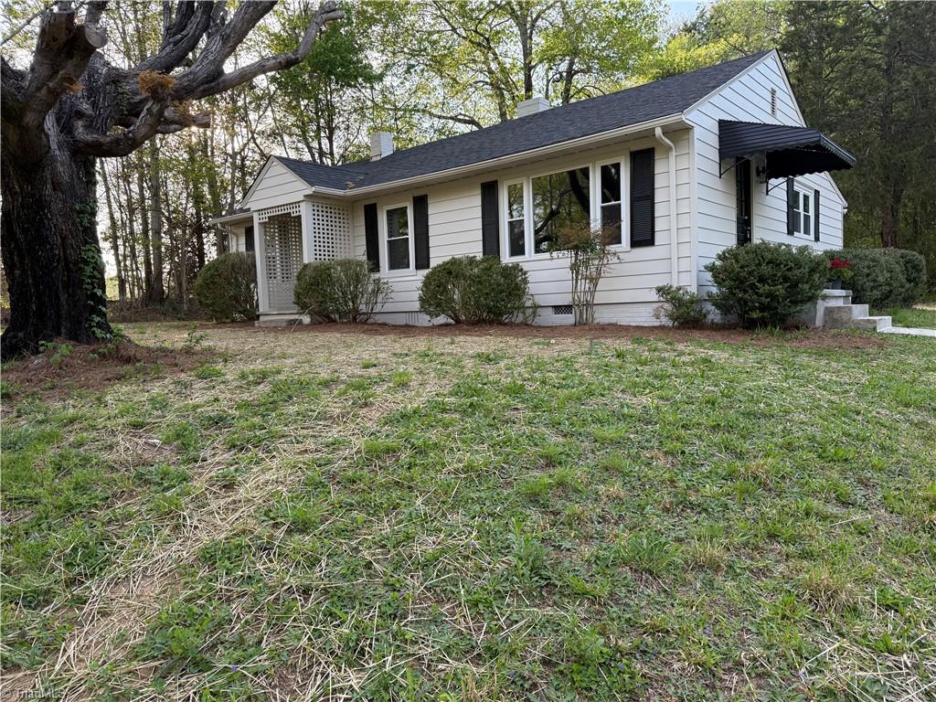 1416 Perryman Road Lexington, NC 27295 - Photo 2 of 23