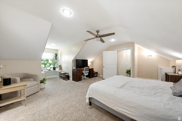 621 East 940 South St. George, UT 84790 - Photo 45 of 55 Spacious room with sloped ceilings and recessed lighting