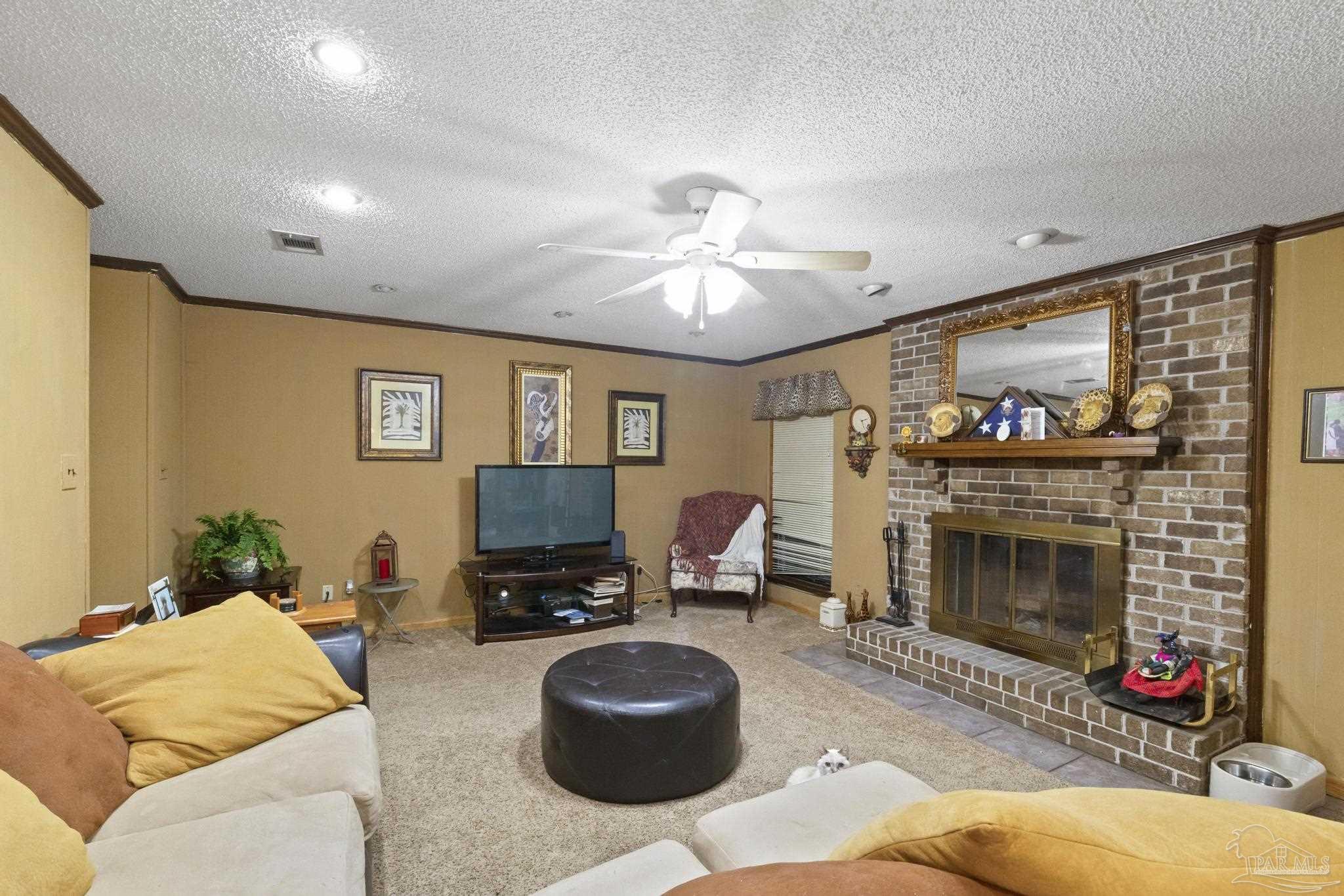 698 Valley Ridge Way Pensacola, FL 32514 - Photo 5 of 30 Gallery Image 5