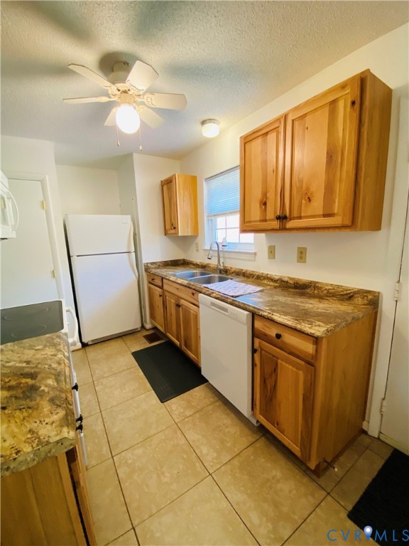 3408 Shady Creek Road North Chesterfield, VA 23234 - Photo 11 of 29 a kitchen with stainless steel appliances granite countertop a sink stove and cabinets