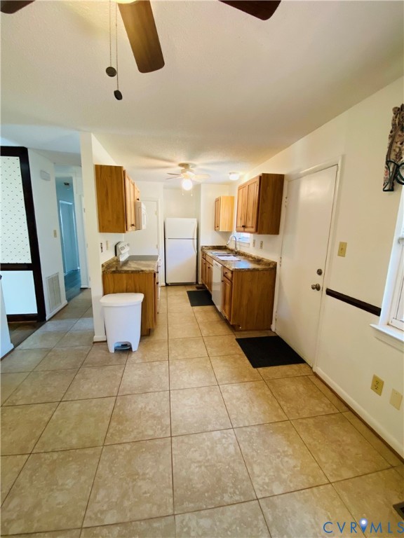 3408 Shady Creek Road North Chesterfield, VA 23234 - Photo 9 of 29 a room with a washing machine and a sink
