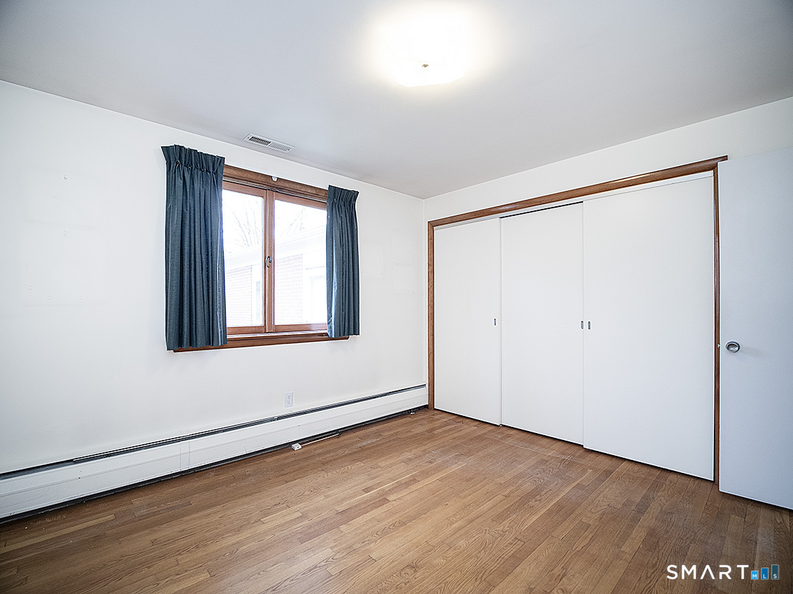 76 Gaylord Mountain Road Hamden, CT 06518 - Photo 26 of 40