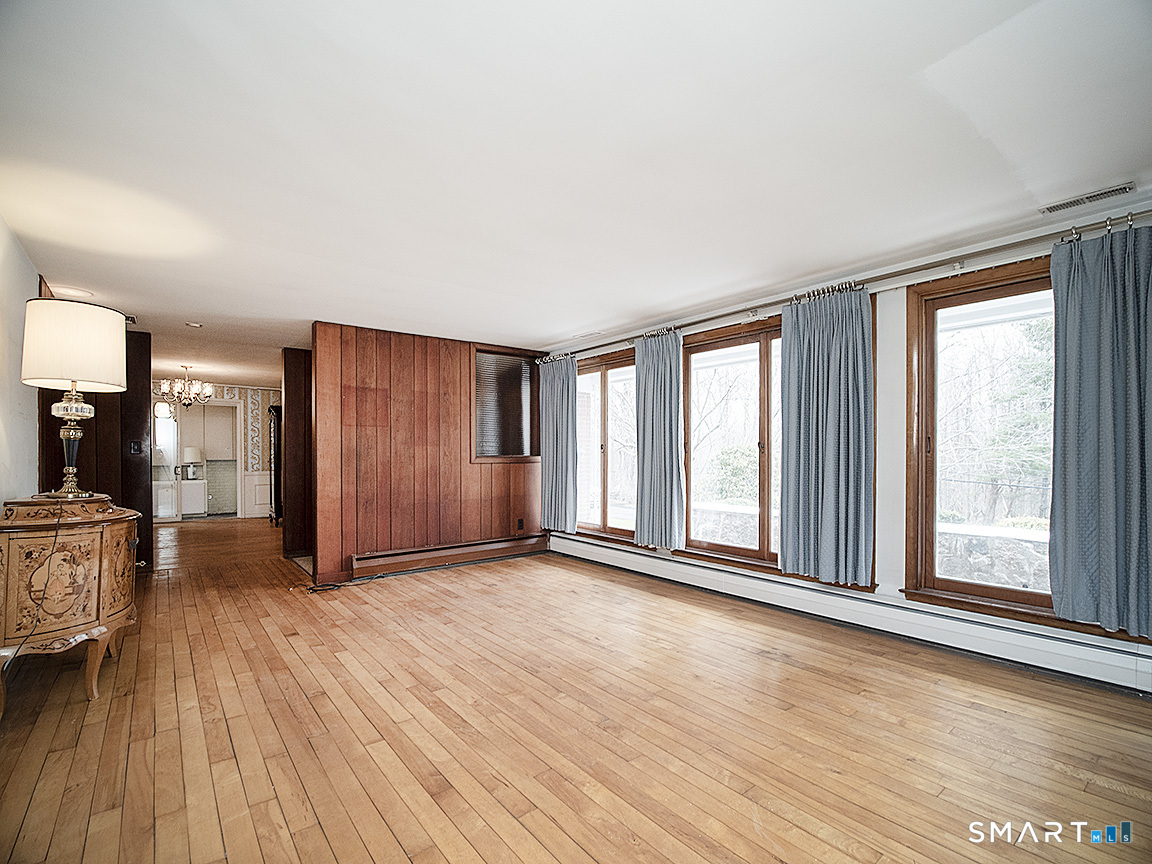 76 Gaylord Mountain Road Hamden, CT 06518 - Photo 4 of 40