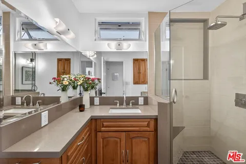 $1,199,000 | 5419 Berryman Avenue, Culver City, CA 90230