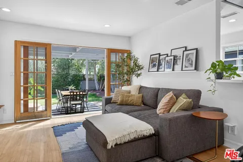 $1,199,000 | 5419 Berryman Avenue, Culver City, CA 90230