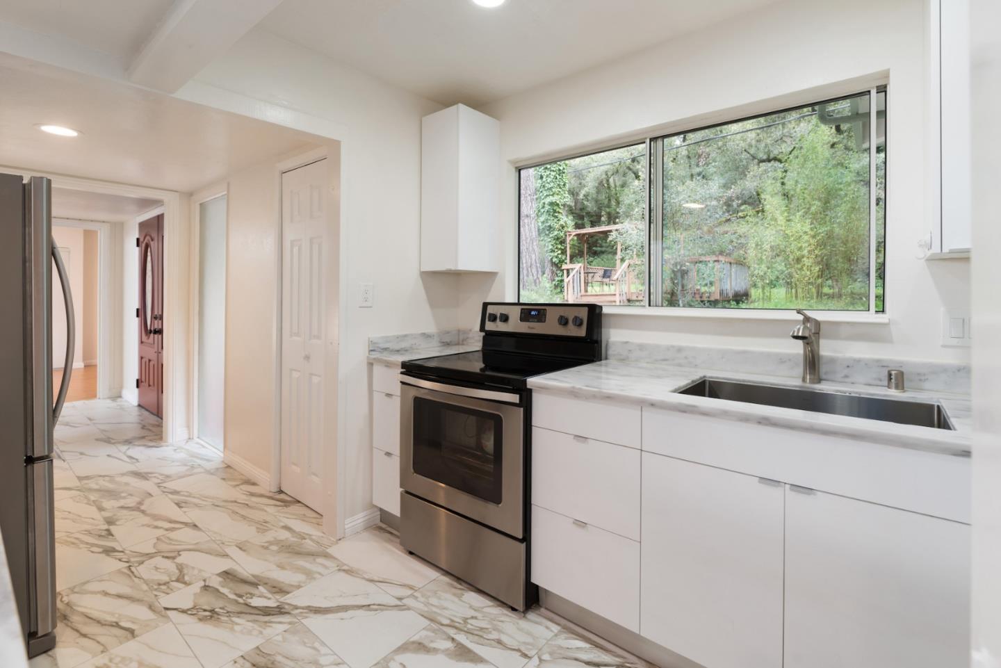 2500 Vine Hill Road Scotts Valley, CA 95066 - Photo 8 of 34 Gallery Image 8