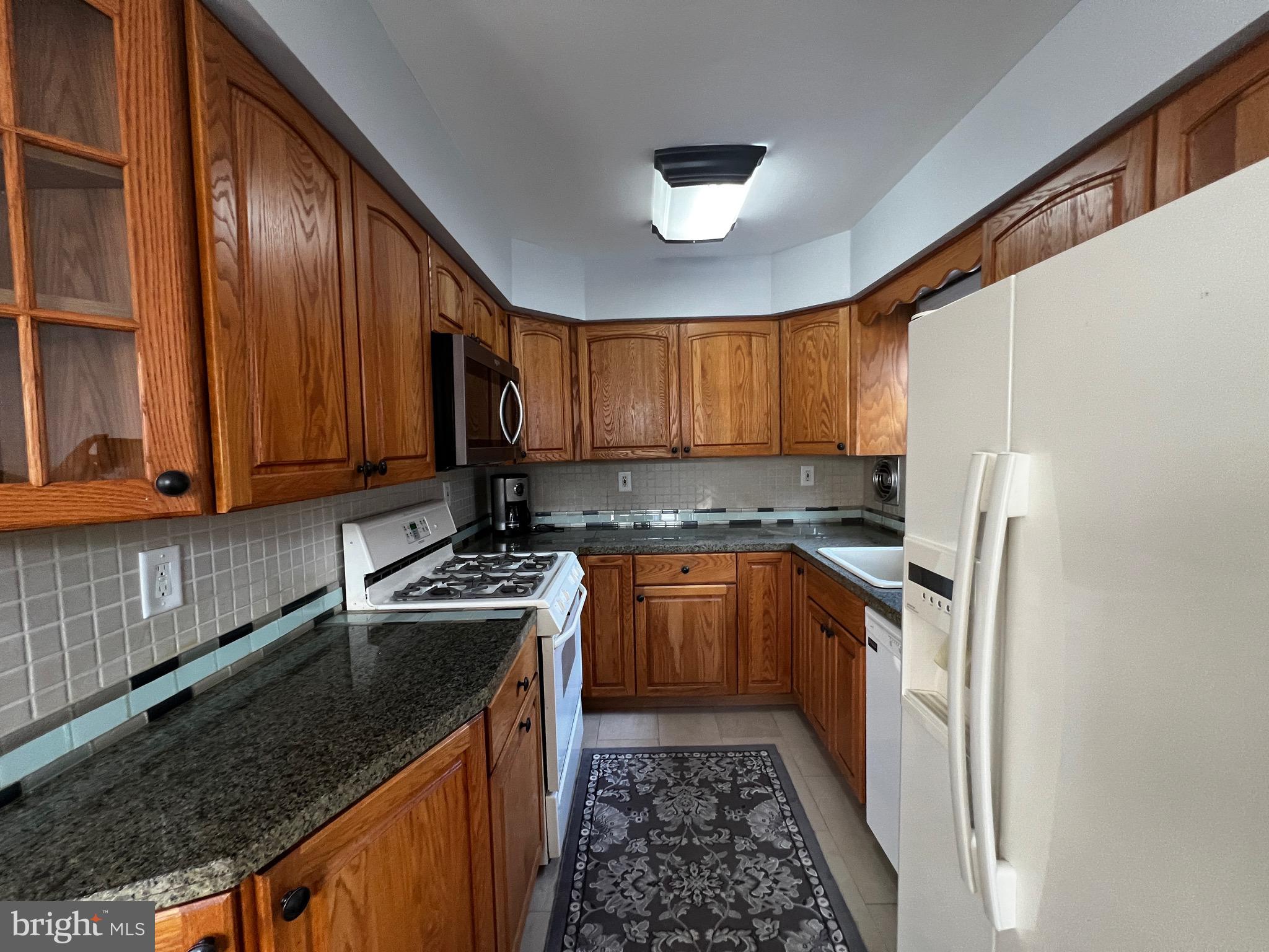 9911 Lackland Drive Philadelphia, PA 19114 - Photo 18 of 19