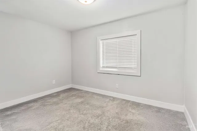 $415,000 | 5827 East Little Basin Road, King Hill, ID 83633