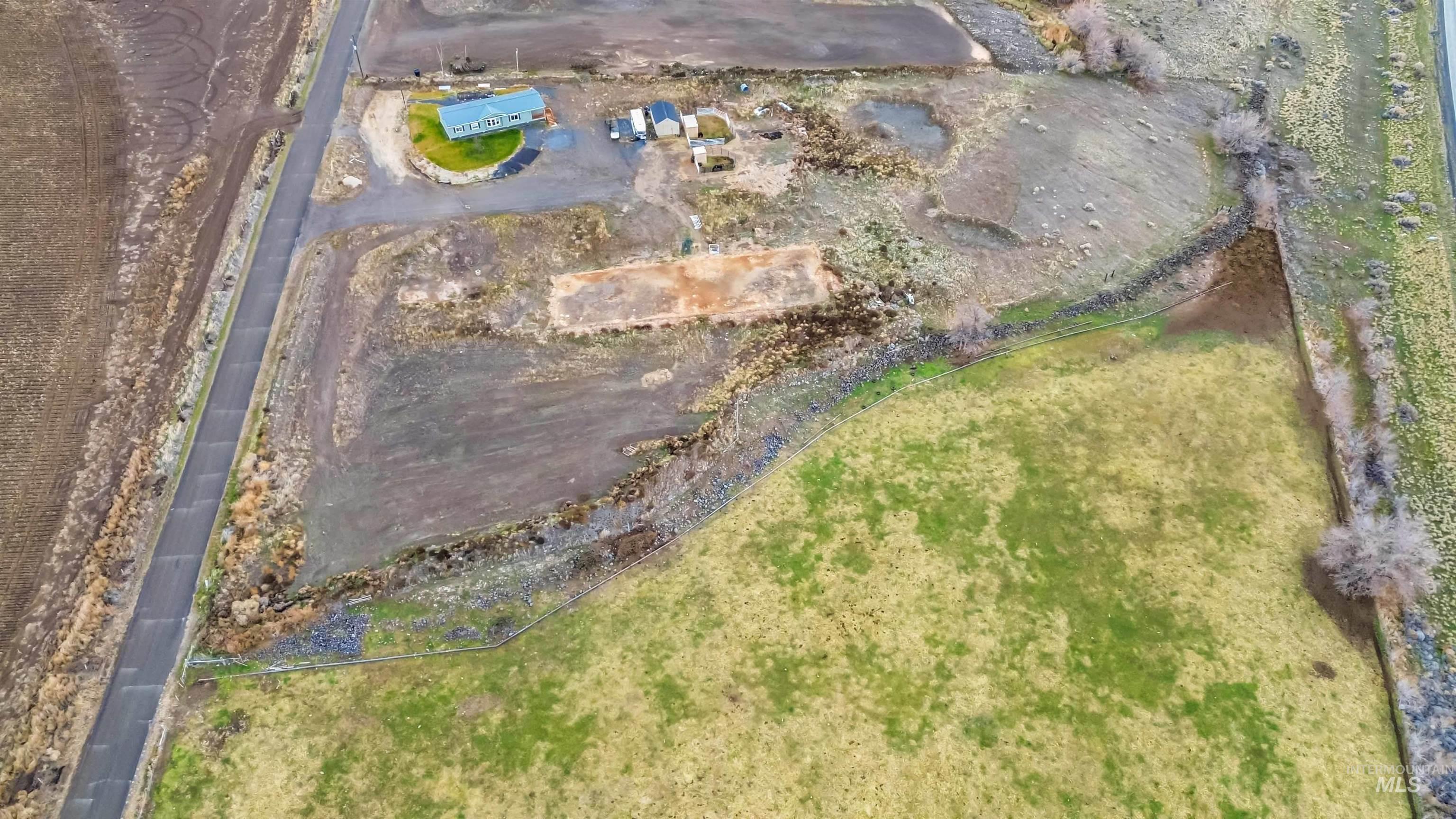 5827 East Little Basin Road King Hill, ID 83633 - Photo 43 of 47 Aerial view of property and surrounding area
