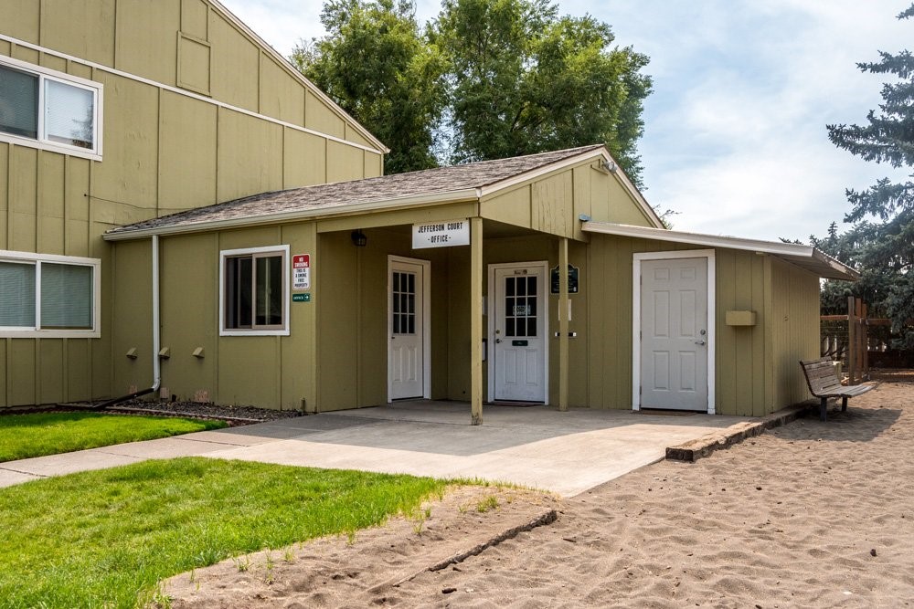 319 Southwest G Street Madras, OR 97741 - Photo 2 of 10 a front view of a house