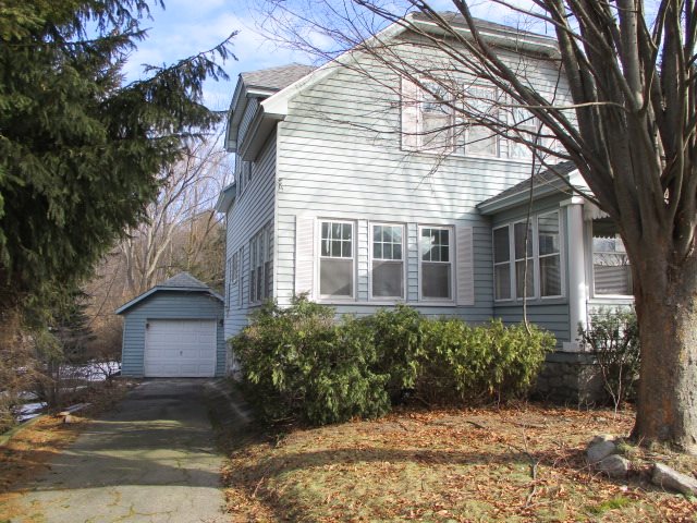 15 Mammoth Road Manchester, NH 03109 - Photo 2 of 22