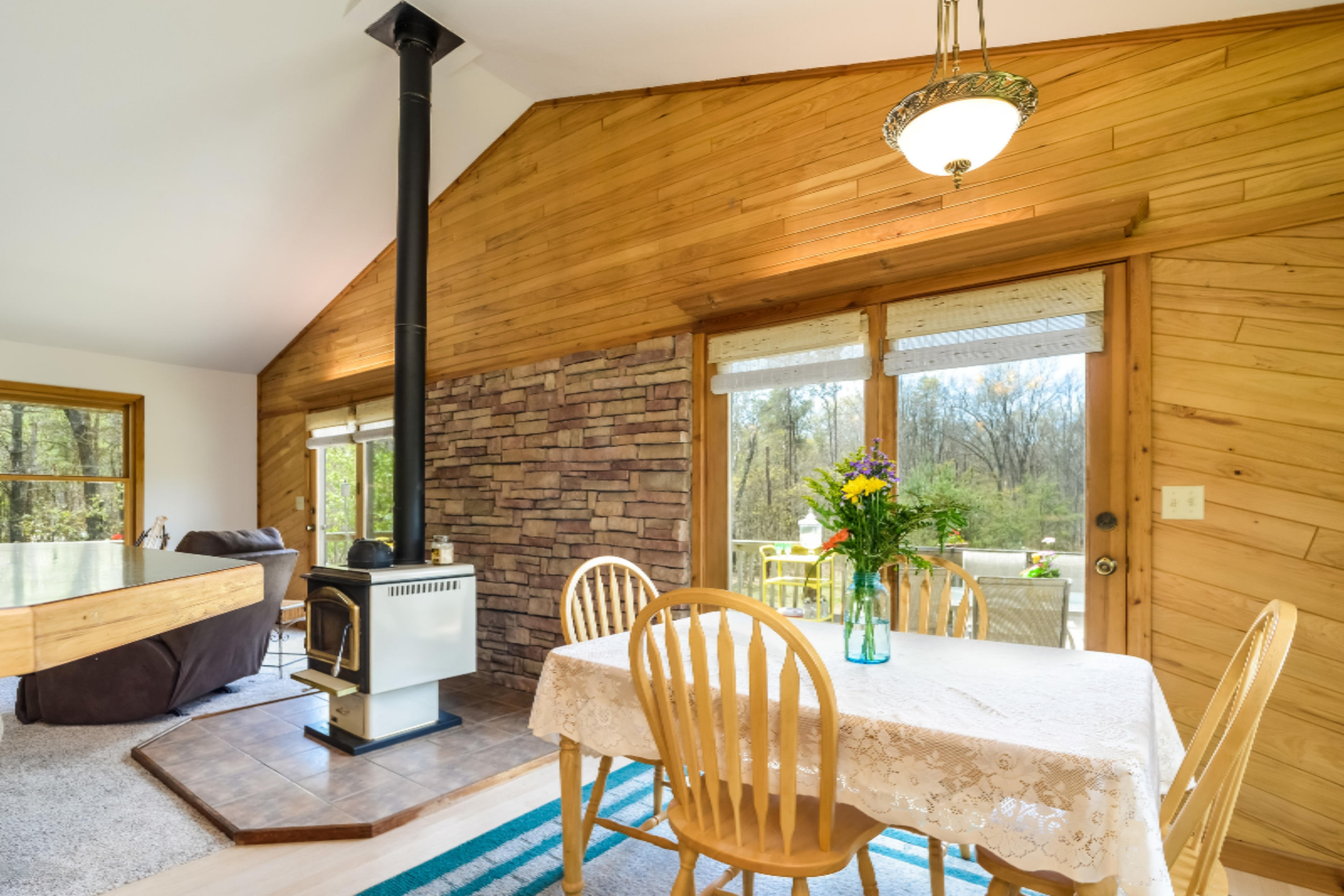 2699 Simonelli Road Muskegon, MI 49445 - Photo 8 of 33 008-Dining_Room-4172776-large