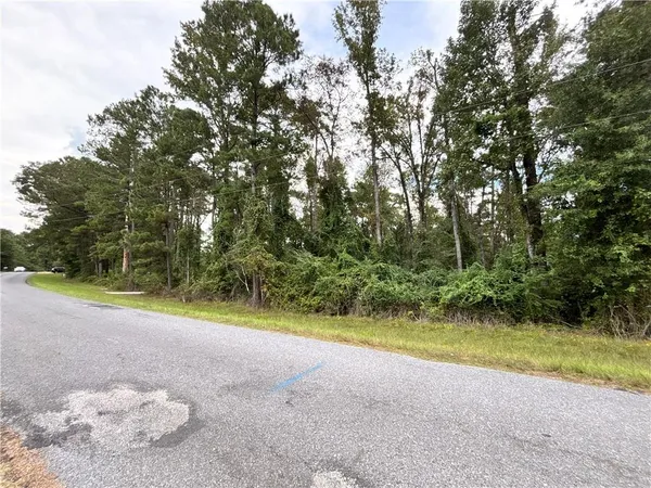 $32,000 | 512 Dyson Creek Road, Pollock, LA 71467