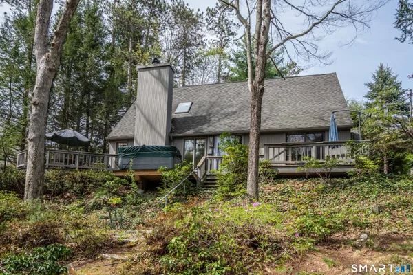 $380,000 | 3 Jay Court, Unit 3, Avon, CT 06001
