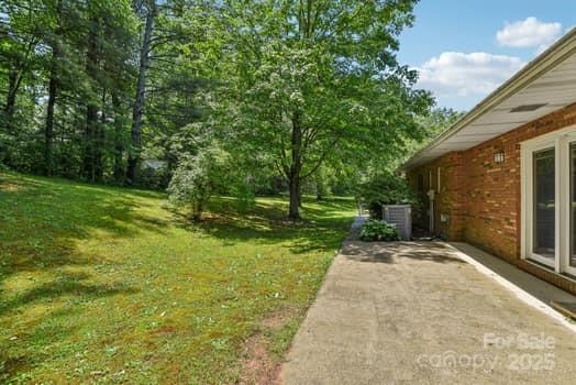 125 Merrill Road Fletcher, NC 28732 - Photo 4 of 32 Gallery Image 4
