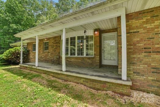125 Merrill Road Fletcher, NC 28732 - Photo 7 of 32 Gallery Image 7