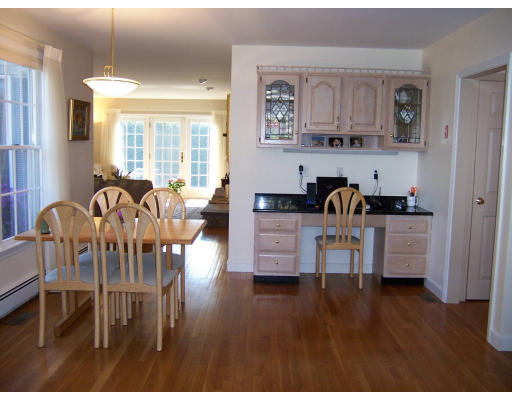 103 Cynthia Road Needham, MA 02494 - Photo 14 of 25