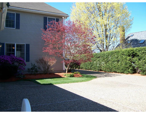 103 Cynthia Road Needham, MA 02494 - Photo 6 of 25