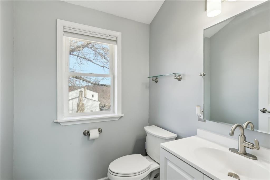 9730 Valley View Road Pittsburgh, PA 15237 - Photo 14 of 50 Gallery Image 14