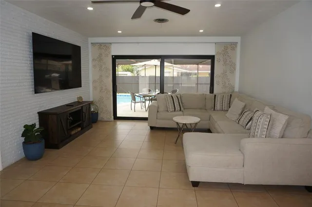 $898,888 | 9220 Southwest 56th Street, Miami, FL 33165