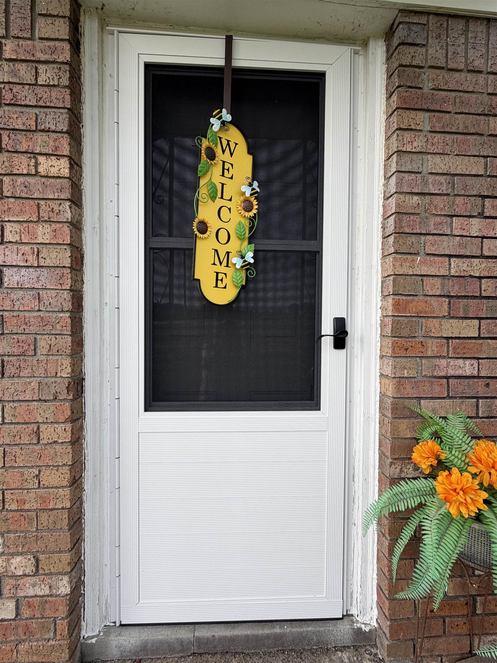 5442 Bride Road Covington, TN 38019 - Photo 2 of 20 a view of a entryway