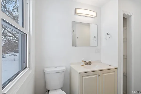 $2,000 | 429 Beechwood Avenue, Salina, NY 13088