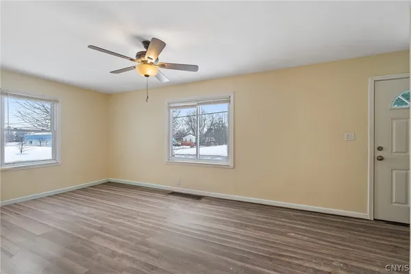 $2,000 | 429 Beechwood Avenue, Salina, NY 13088