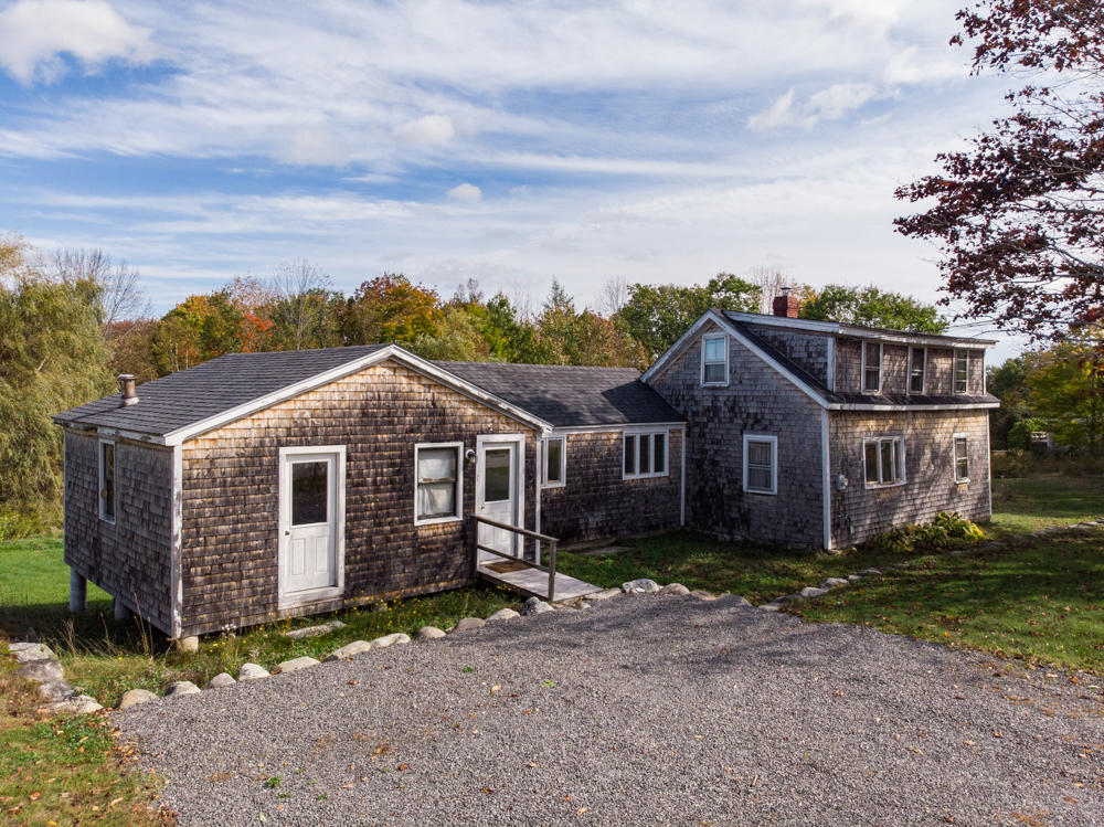 12 Jesse Robbins Road Belfast, ME 04915 - Photo 2 of 23 002