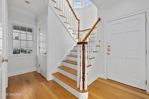 $1,250,000 | 147 Holly Hill Lane, Unit 2, Greenwich, CT 06830