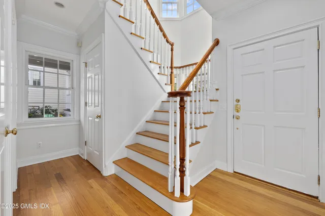 $1,250,000 | 147 Holly Hill Lane, Unit 2, Greenwich, CT 06830