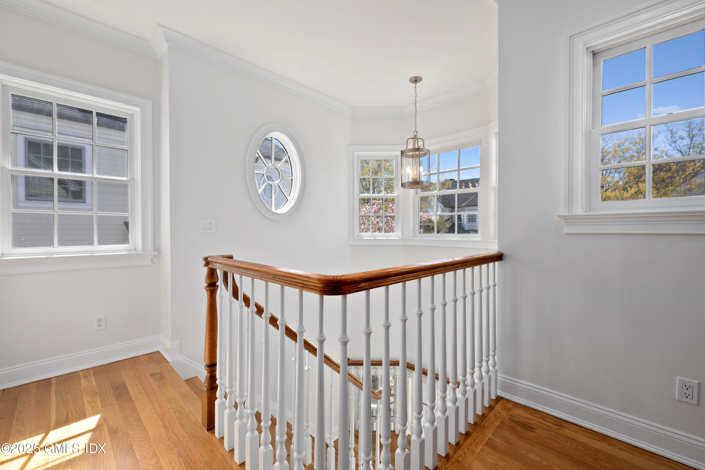 147 Holly Hill Lane, Unit 2 Greenwich, CT 06830 - Photo 13 of 33 25-0Y2A5731