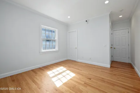 $1,250,000 | 147 Holly Hill Lane, Unit 2, Greenwich, CT 06830