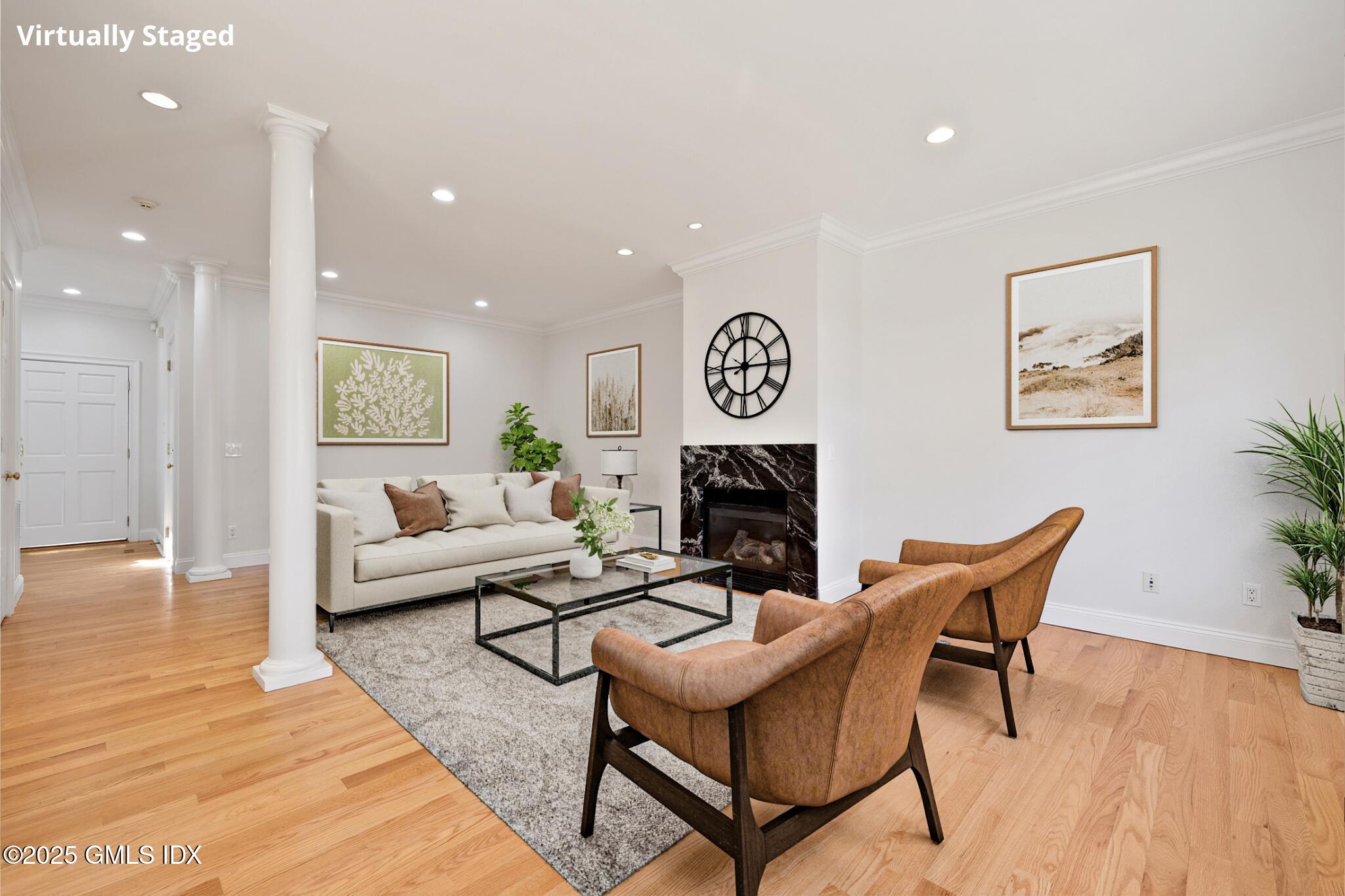 147 Holly Hill Lane, Unit 2 Greenwich, CT 06830 - Photo 3 of 33 Living VS