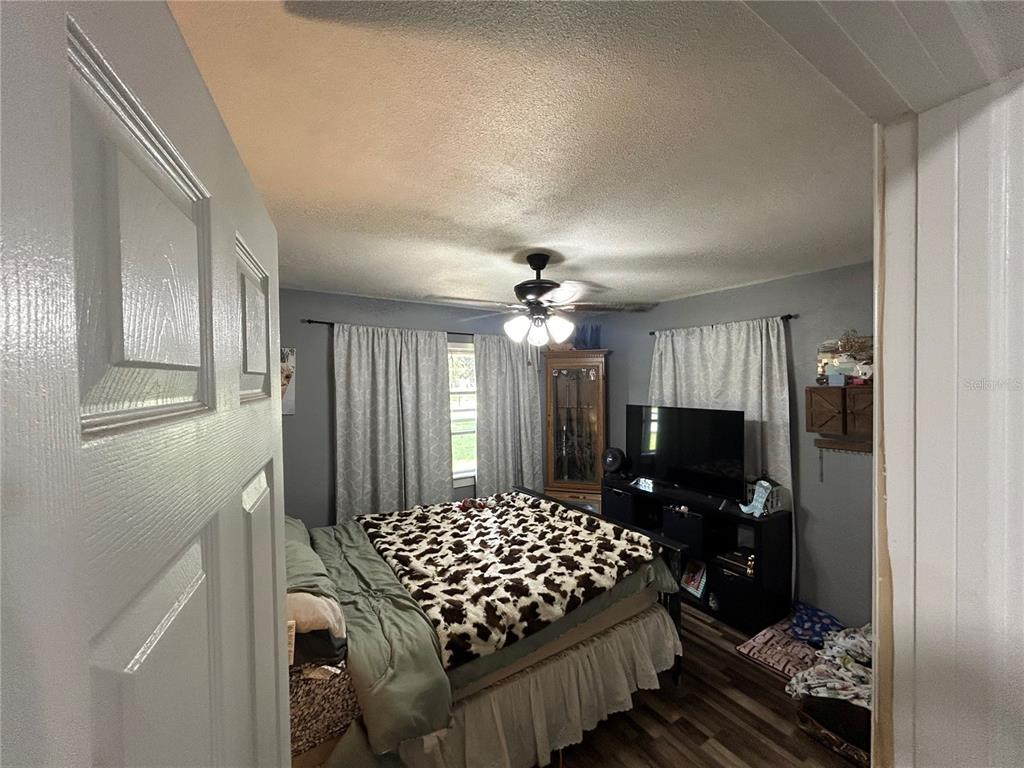 2995 Northeast 97th Street Road Anthony, FL 32617 - Photo 16 of 19
