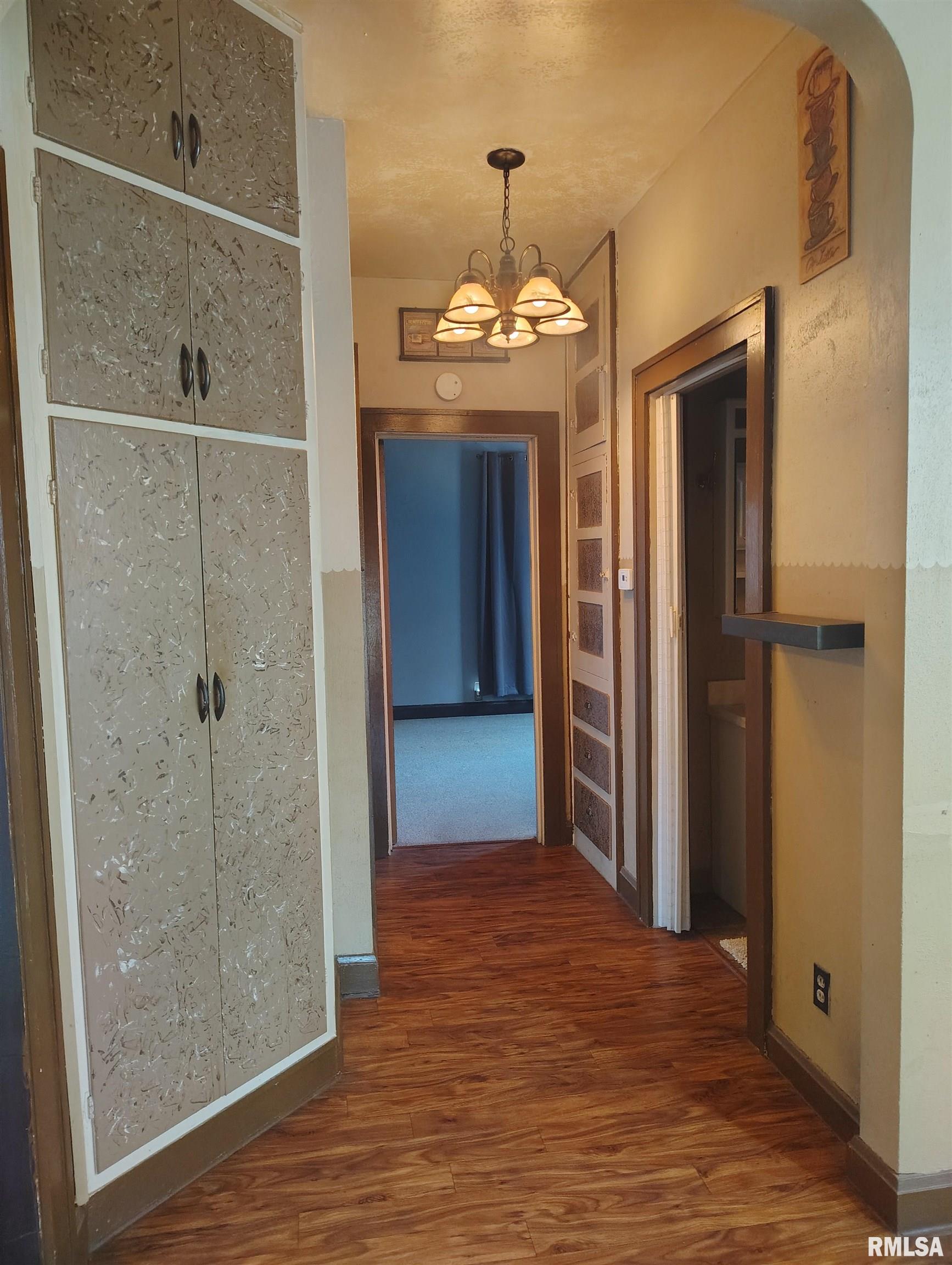 36 East Olive Street Canton, IL 61520 - Photo 13 of 23
